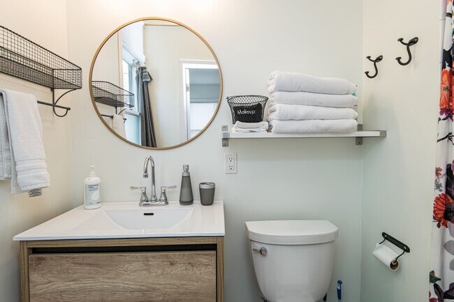 917 3rd St NE, Rochester, MN 55906 - photo 4