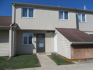 2016 E 10th St, Anderson, IN 46012