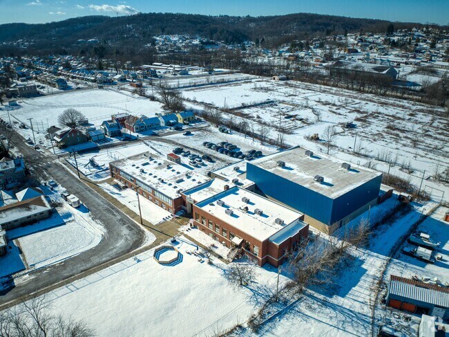 Beaver County Christian Elementary has earned a B rating from Niche.