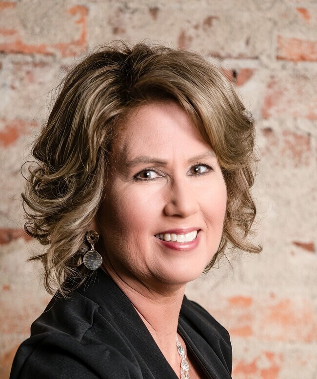 Kathy J Smith