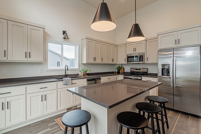 6831 Joseph St, Horace, ND 58047-09.jpg