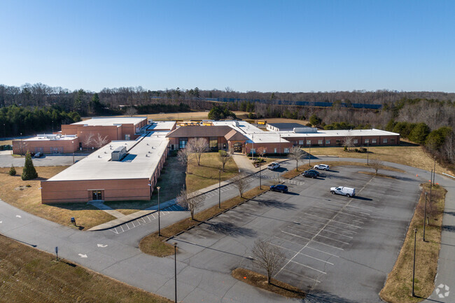 East Forsyth Middle School is a public school located in Kernersville.