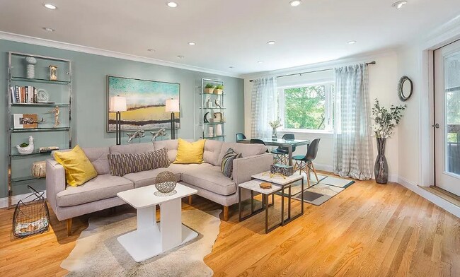 1431 Beacon St unit 202, Brookline, MA 02446 - photo 4