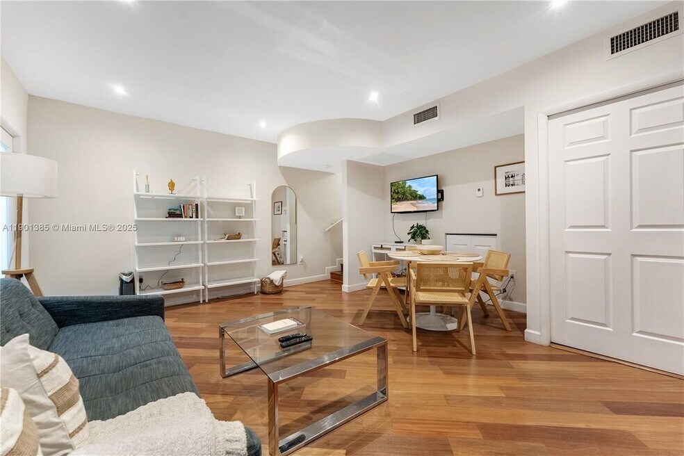 927 Euclid Ave, Miami Beach, FL 33139 - photo 1