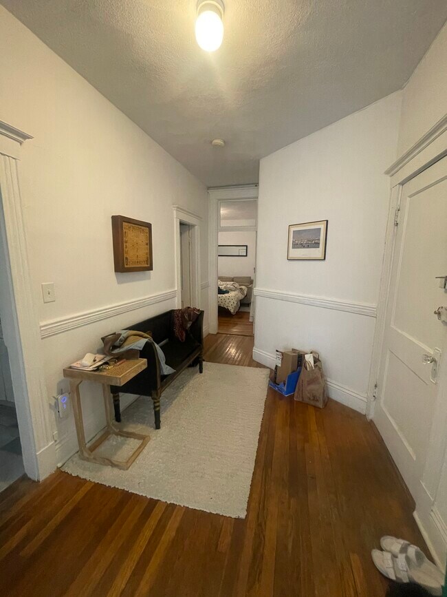 7 Lothian Rd unit 3, Brighton, MA 02135 - photo 3