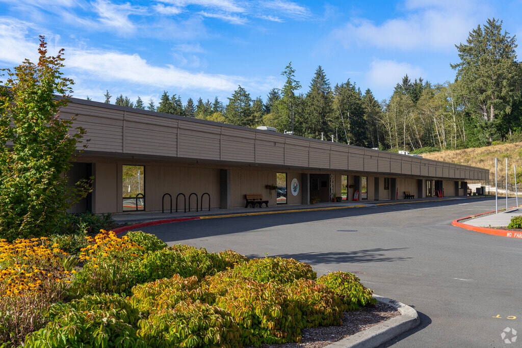 Pacific Ridge Elementary School is the home of the Puffins in Seaside, OR.