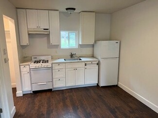 10381 California 116-5, Forestville, CA 95436