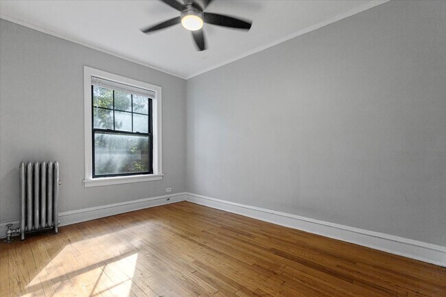 2336 W Addison St unit H1, Chicago, IL 60618 - photo 3