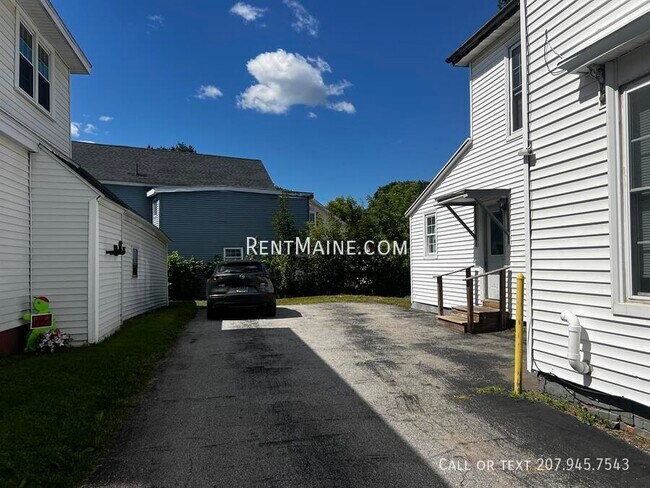 53 Parker St unit 2, Brewer, ME 04412 - photo 6