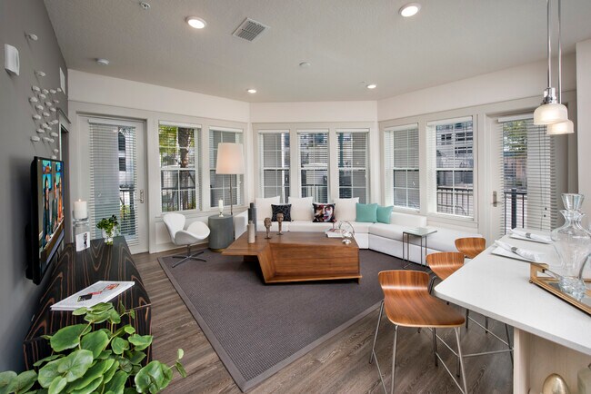 Arcos, Sarasota, FL 34236 - photo 2