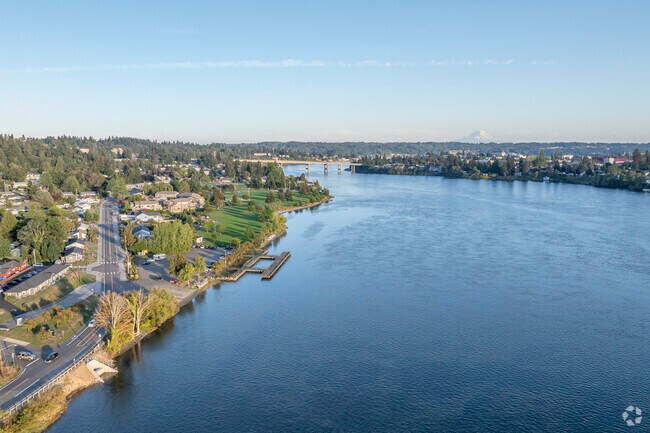 The shores of Sheridan Park offer breathtaking views.