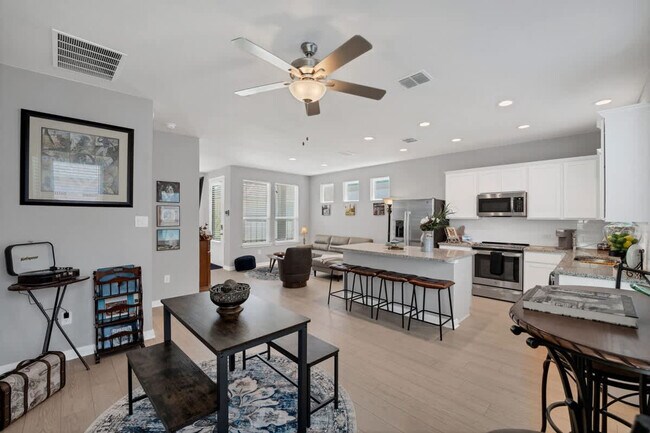 2147 Hofstaat unit ID1351223P, New Braunfels, TX 78130 - photo 4