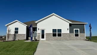 17002 Reynolds St, Bennington, NE 68007