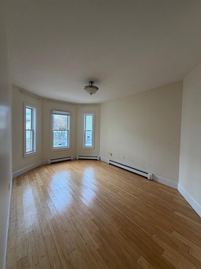 46 Porter St unit 1, Cambridge, MA 02141 - photo 3