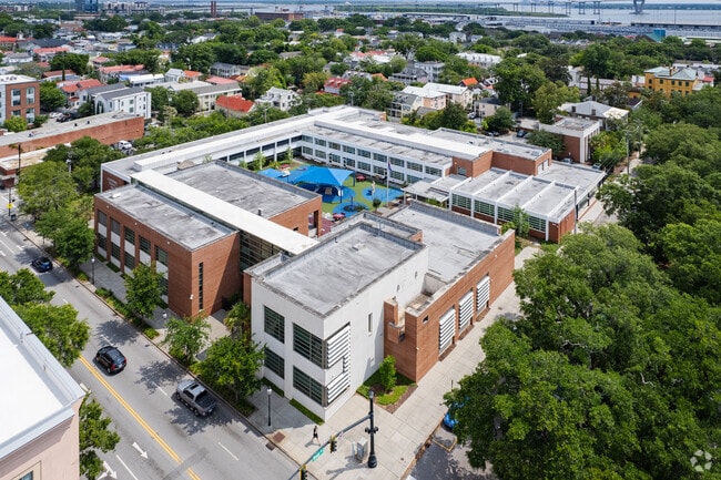 Charleston Progressive school is easily accessible from all areas downtown Charleston.