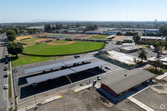 Dominguez High School