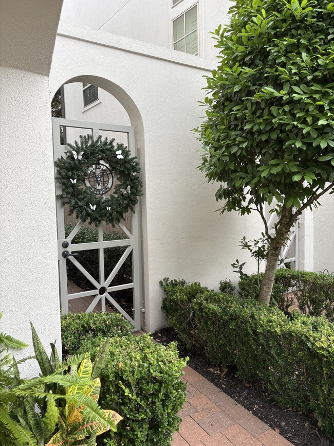 15927 Morgan St, Sugar Land, TX 77478 - photo 2