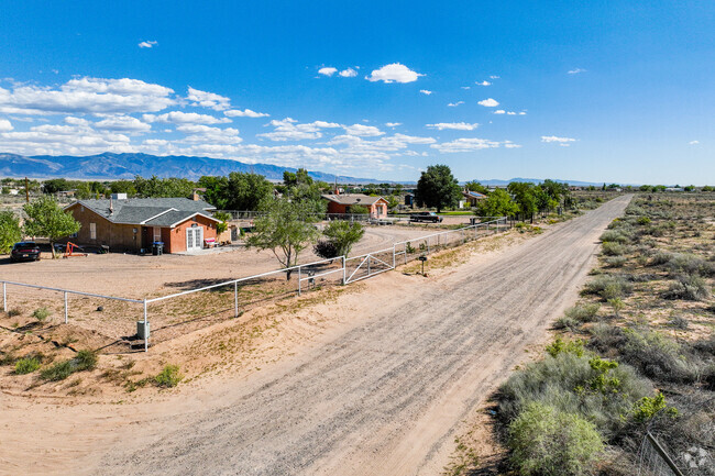 Meadow Lake, Los Lunas Real Estate & Homes for Sale - Homes.com