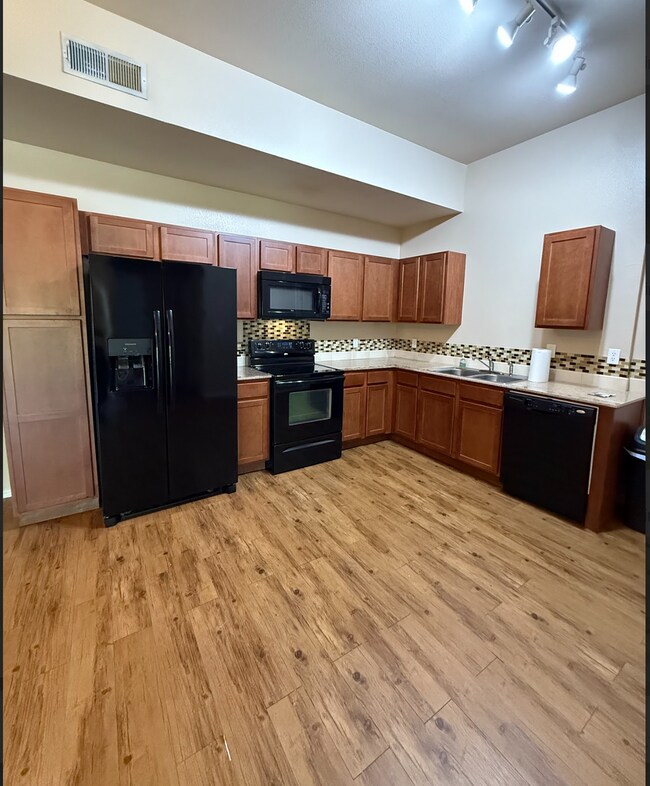 715 Monnett, Norman, OK 73069 - photo 5