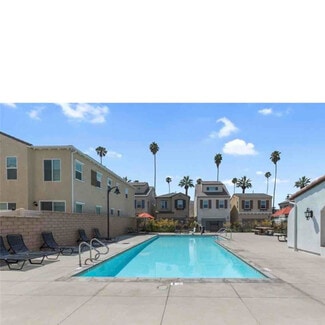 3827 Grant St, Corona, CA 92879