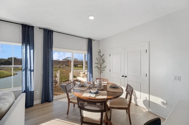 417 Pheasant Run, Elyria, OH 44035 - photo 7