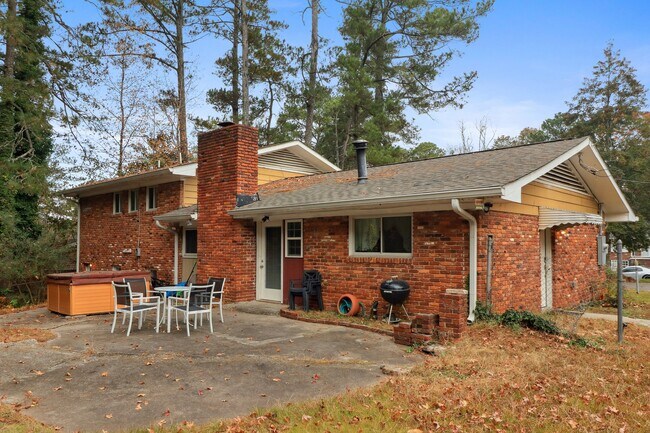 2650 Colonial Dr, Atlanta, GA 30337 - photo 4