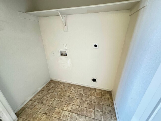 1509 Dugger Cir unit C, Killeen, TX 76543 - photo 7