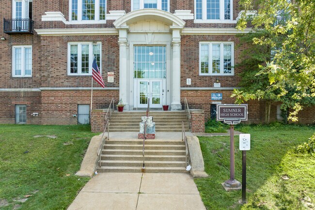 Sumner High School is located at 4248 Cottage Ave in St. Louis.
