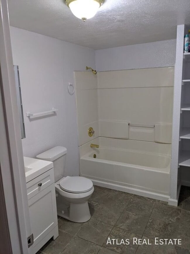 13917 E Oxford Place, Aurora, CO 80014 - photo 6