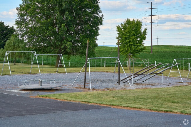 Paradise Mennonite School is a private school in rural Washington County.
