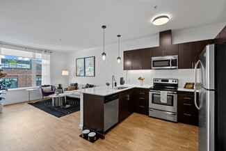 1447 NW 12th Ave, Portland, OR 97209