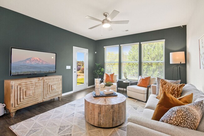 146 Gervais Cir, Greenville, SC 29607 - photo 5