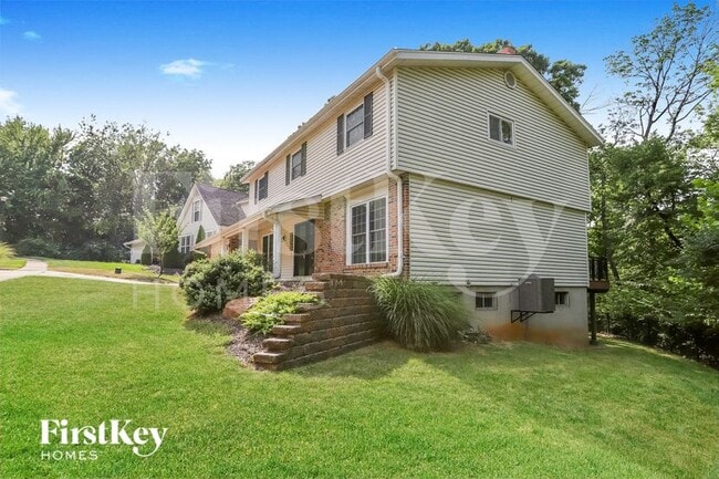 1387 Still House Creek Rd, Chesterfield, MO 63017 - photo 2