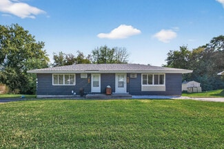 5294 Raymond Ave, Mounds View, MN 55112