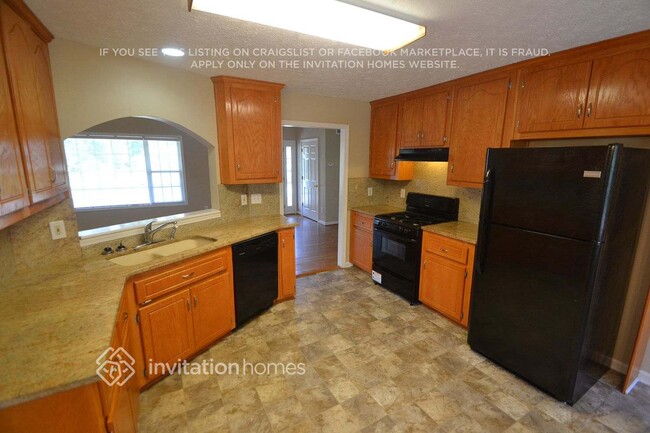 15 Water's Edge Dr SE, Acworth, GA 30102 - photo 3