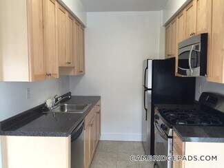 3 Langdon St Unit 3, Cambridge, MA 02138