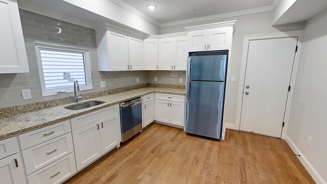 124 Pearl St unit 1, Somerville, MA 02145 - photo 5