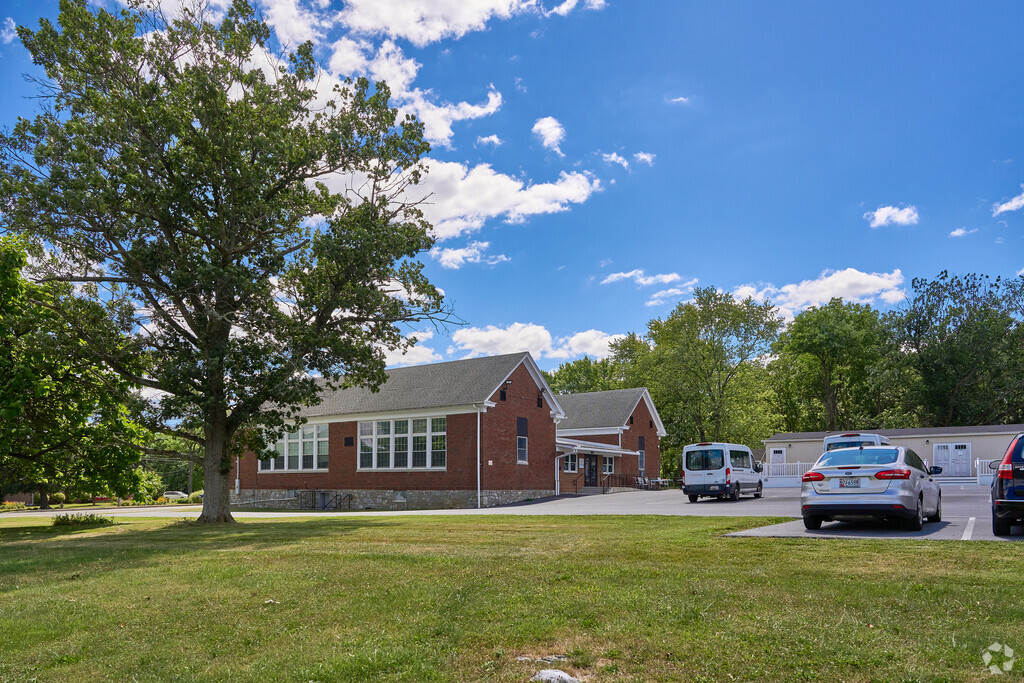 Huyetts mennonite School is a private school in Hagerstown.