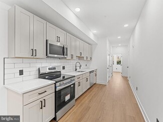 4927 Catharine St, Philadelphia, PA 19143