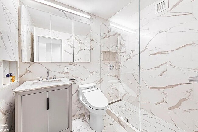 Grand Chelsea unit 3I, New York, NY 10011 - photo 4