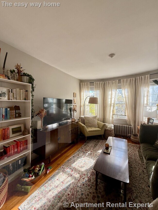9 Eustis St unit 3L, Cambridge, MA 02140 - photo 2