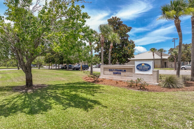 The Gulf/Franklin Campus of Gulf Coast State College offers evening classes in general education to meet requirements for associate degrees and college credit certificate programs.