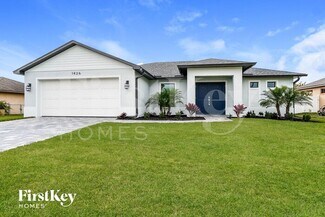 1426 SW 1st Terrace, Cape Coral, FL 33991
