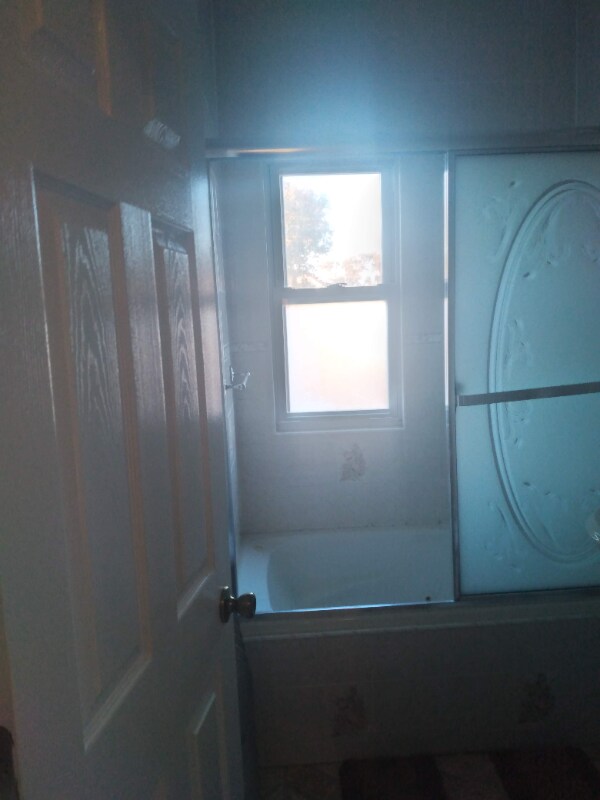 219-11 114th Rd, Jamaica, NY 11411 - photo 4