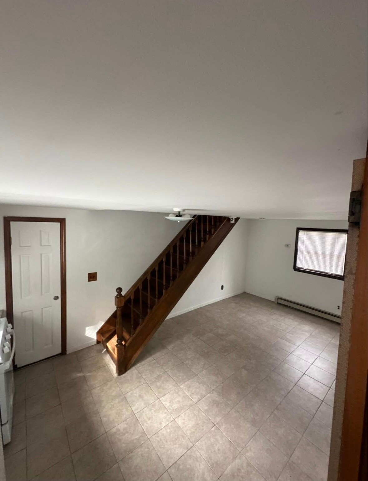 17 Towne Ln unit 17 Towne Ln Centerea, Centereach, NY 11720 - photo 1