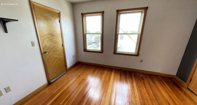 27 Princeton St unit 2, Medford, MA 02155 - photo 7