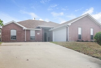 828 Passive Dr, Cedar Hill, TX 75104