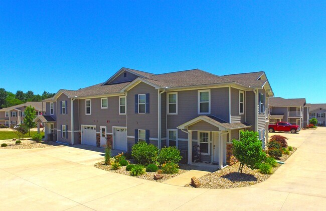 Renaissance Hills, Mount Vernon, IL 62864 - photo 3