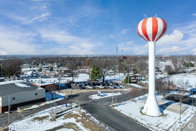 Shiloh sits near St.Louis with access to major highways.