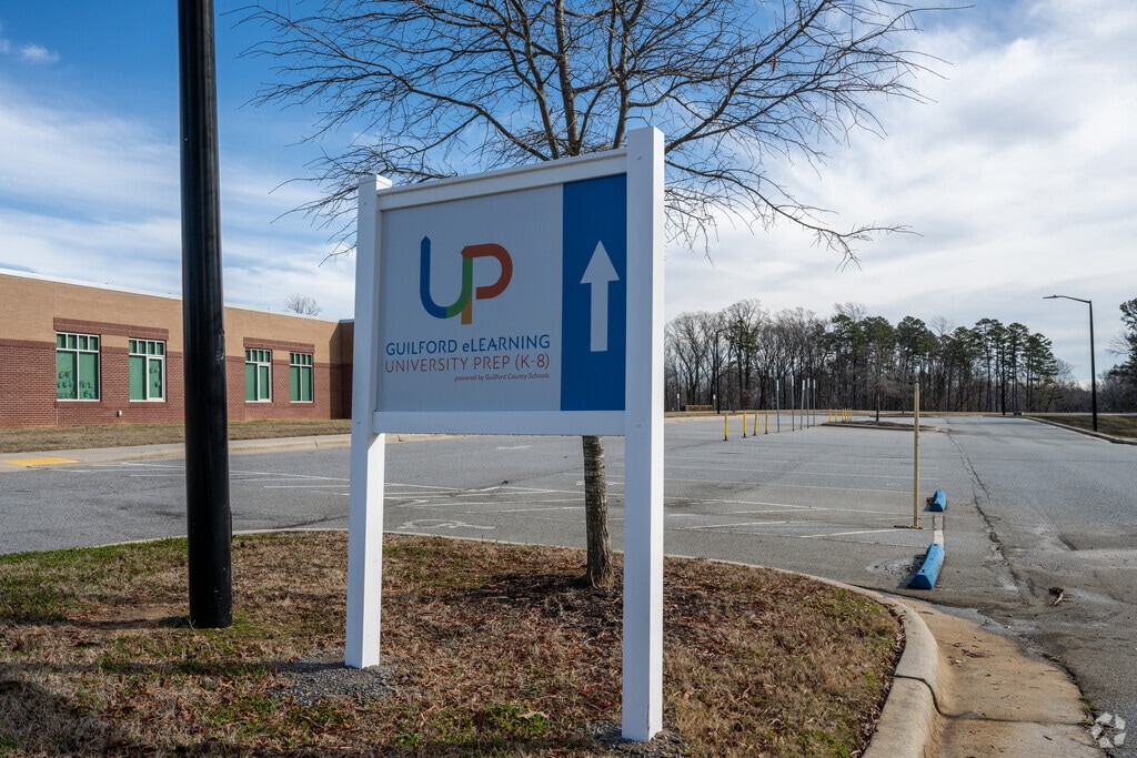 Guilford Elearning University Prep has received an overall grade of B- from Niche.